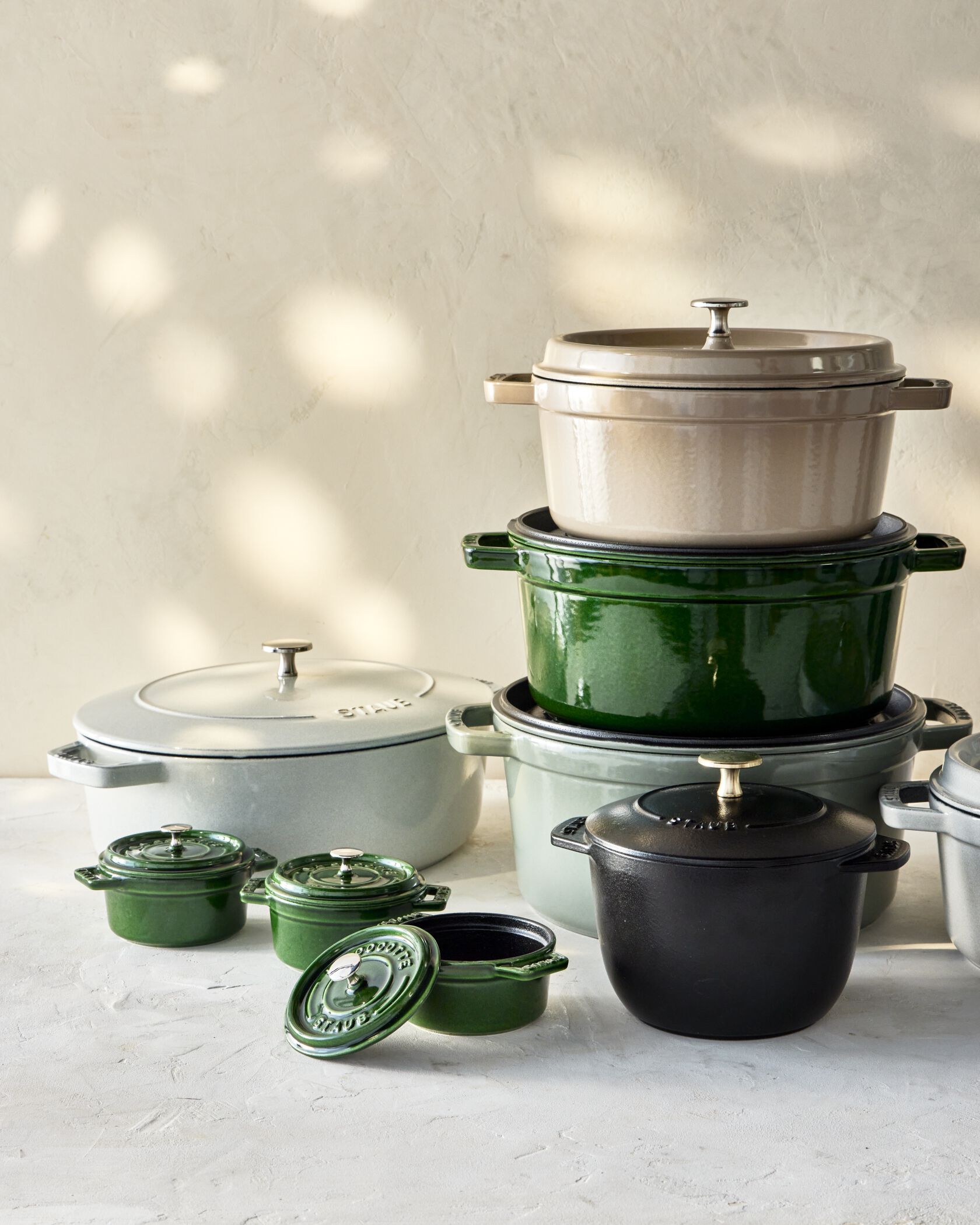 Cast Iron Dutch Ovens & Cocottes Made In France | STAUB