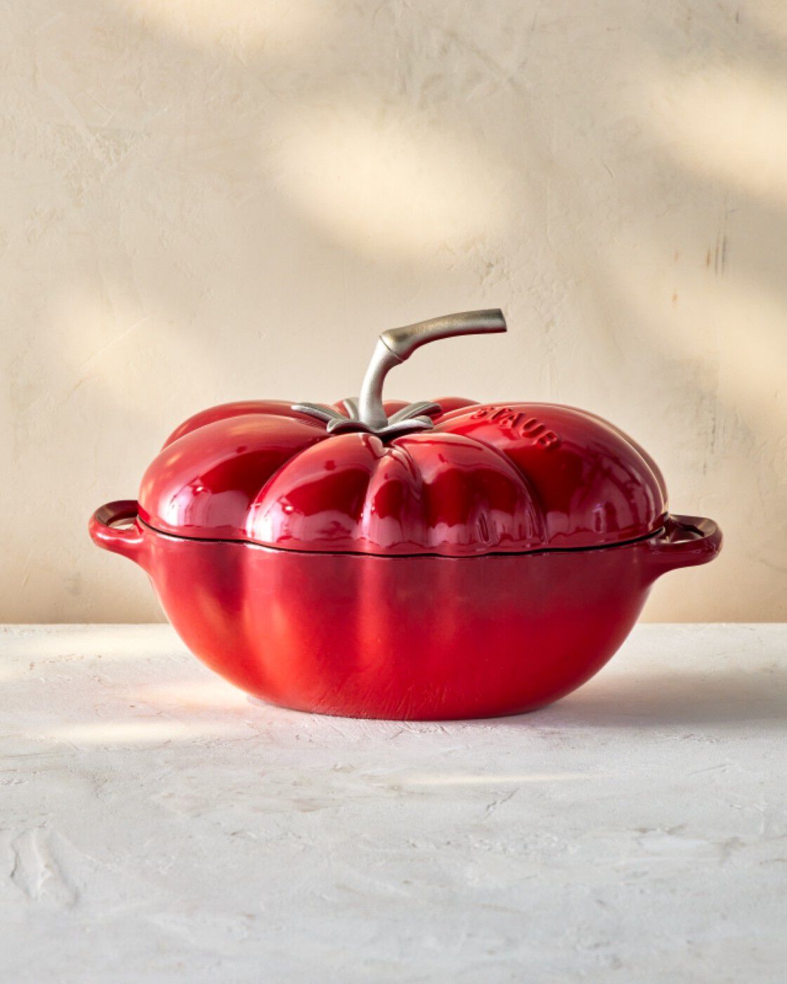 Unique & Specialty Shaped Dutch Ovens | STAUB