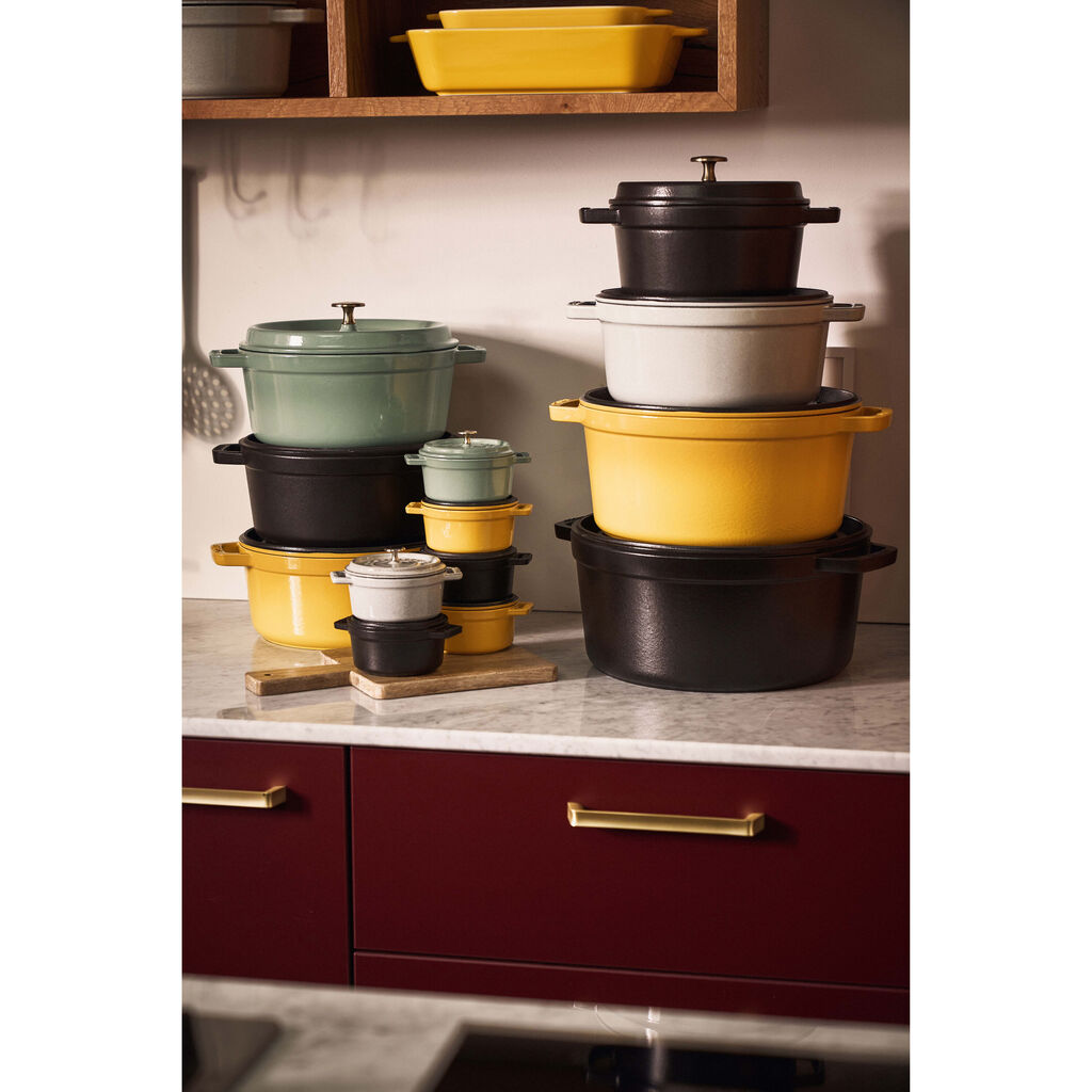 13.25 qt, Round, Dutch Oven, Matte Black,,large