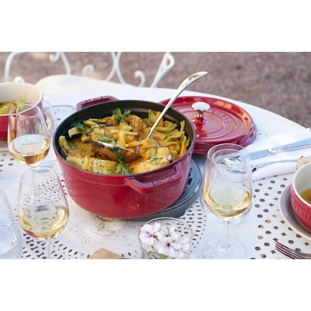 2.75 qt, Round, Dutch Oven, Cherry,,large