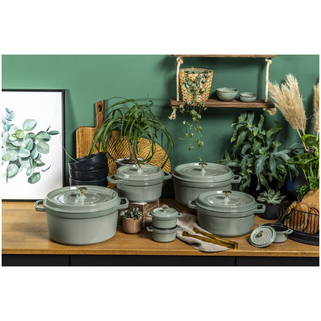 4 qt, Round, Dutch Oven, Eucalyptus - Factory Second,,large