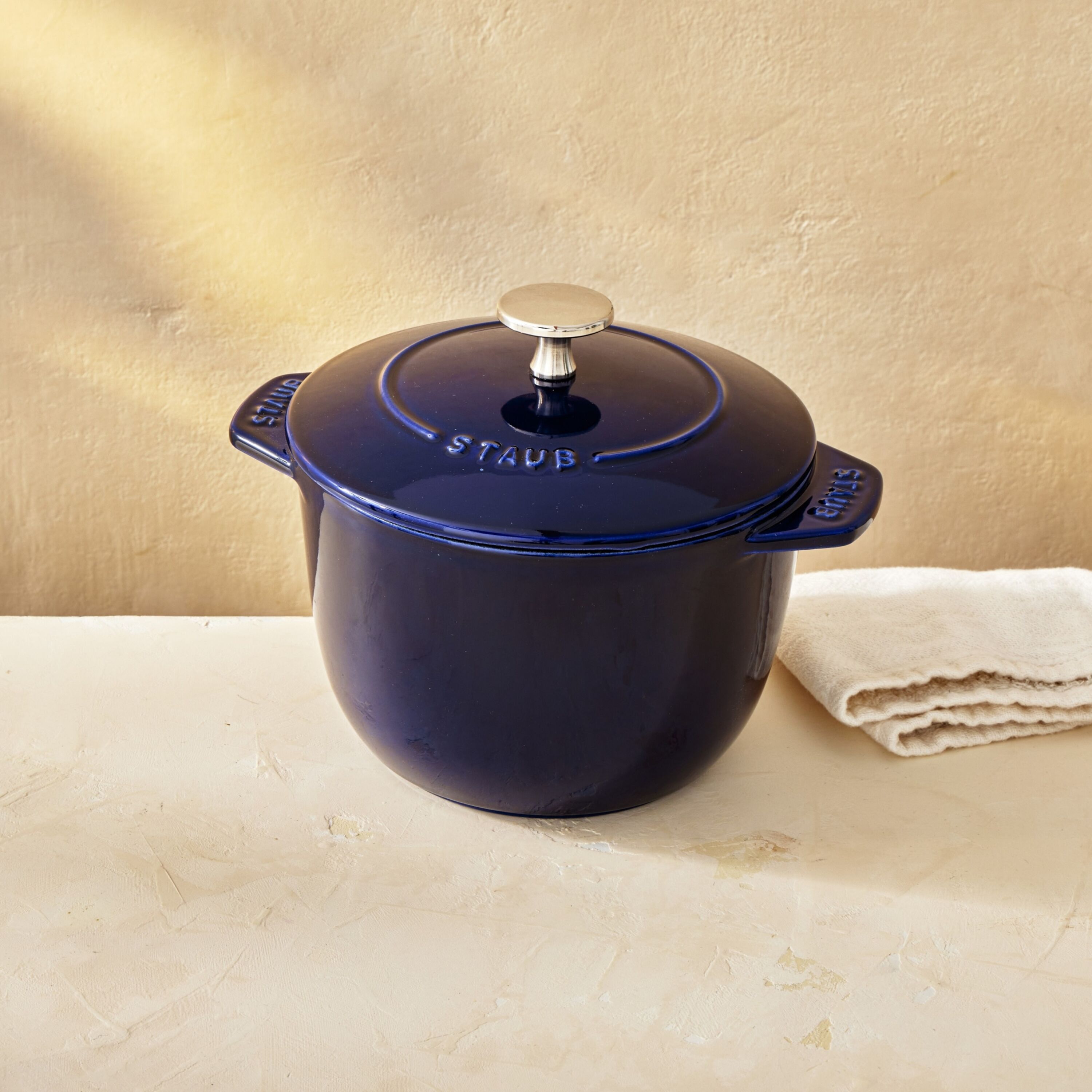 Cast Iron 1.5 qt, Petite French Oven, Dark Blue | STAUB