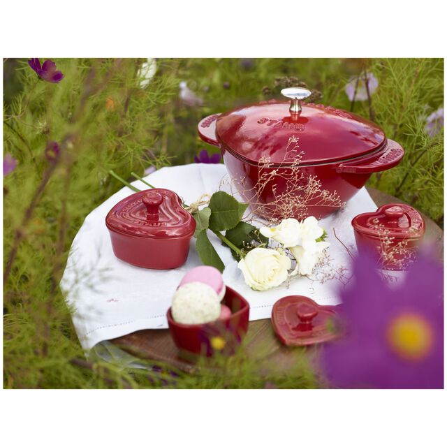 1.75 qt, Heart, Dutch Oven, Cherry,,large