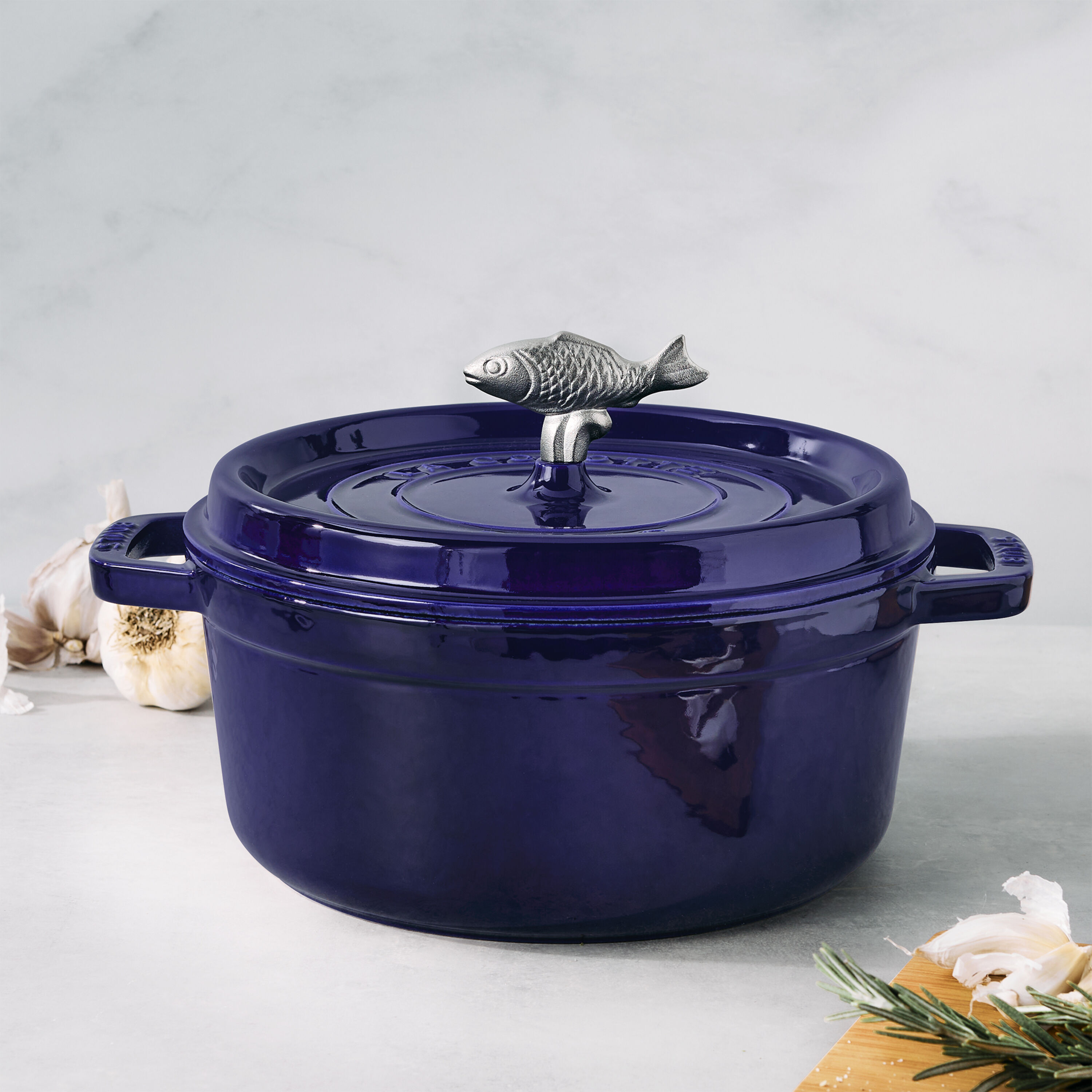 Decorative Dutch Oven Knobs | STAUB