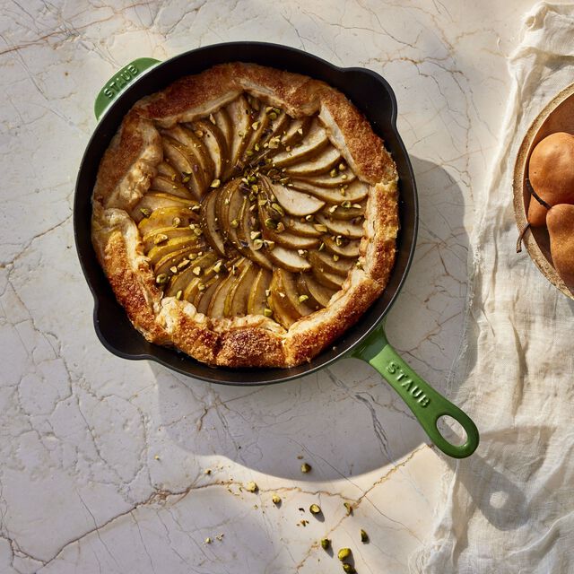11-inch, Traditional Deep Skillet, Pistachio