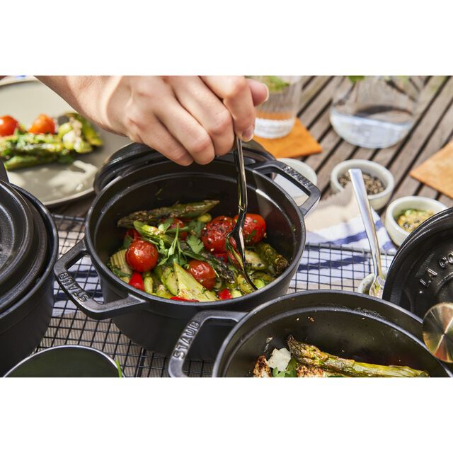 1.25 qt, Round, Dutch Oven, Matte Black,,large