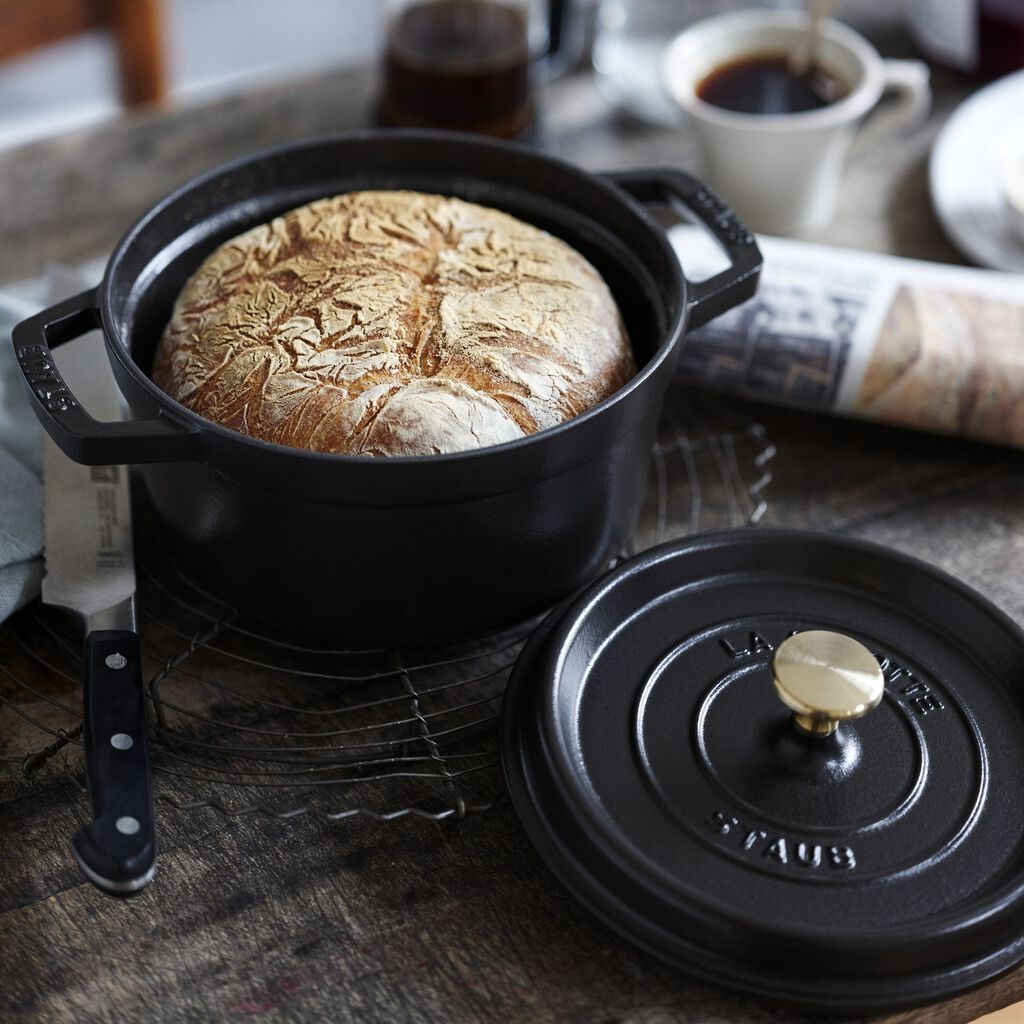 4 qt, Round, Dutch Oven, Matte Black,,large