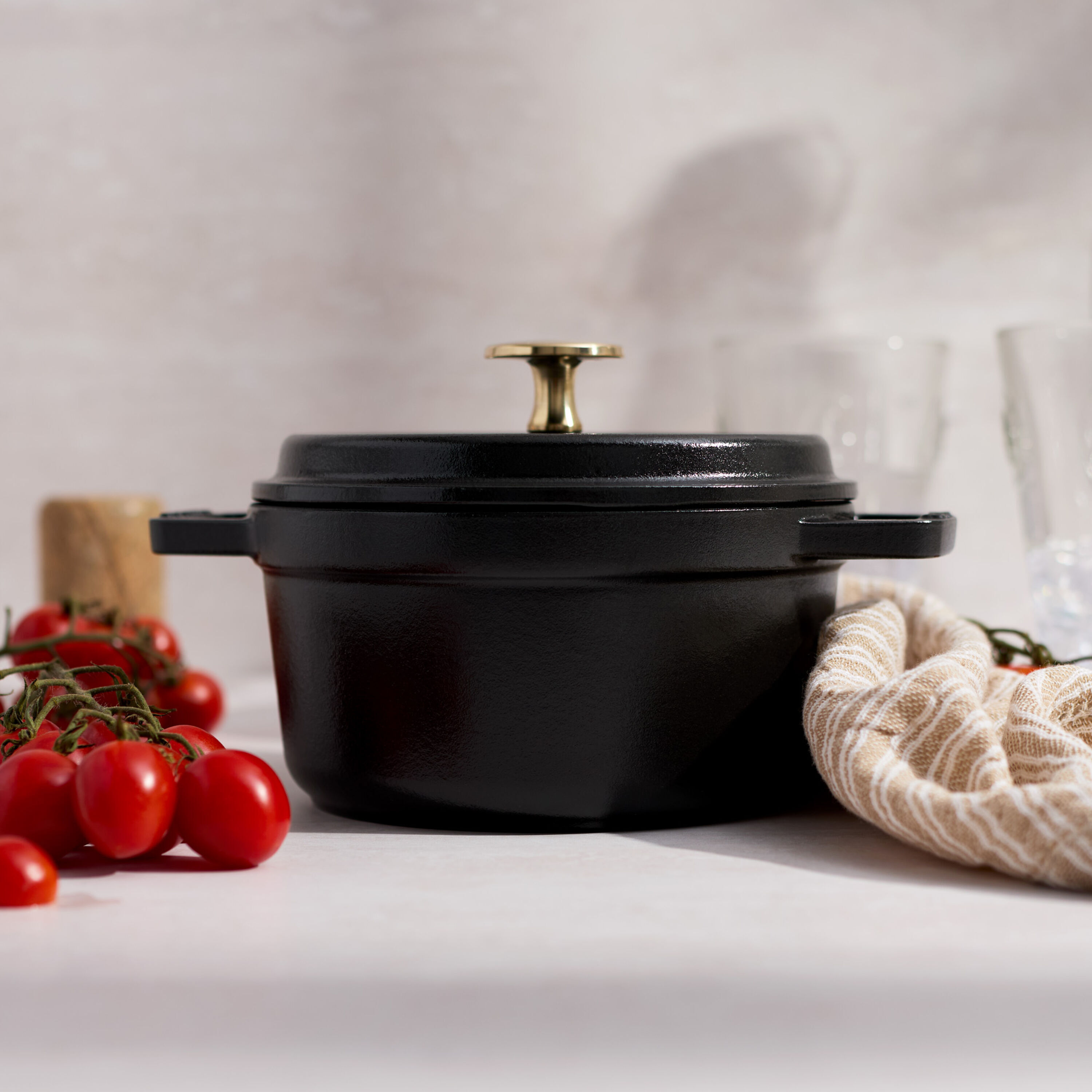 Buy Cast Iron 1.25 qt, Round, Dutch Oven, Matte Black | STAUB