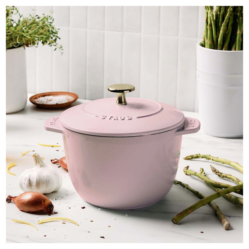 1.5 qt, Petite French Oven, Peony Pink,,large