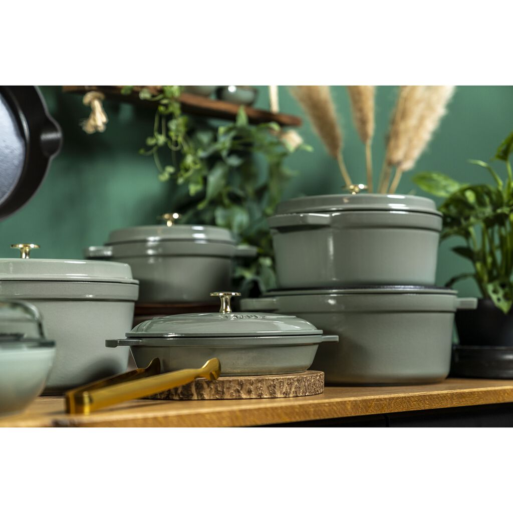 4 qt, Round, Dutch Oven, Eucalyptus - Factory Second,,large