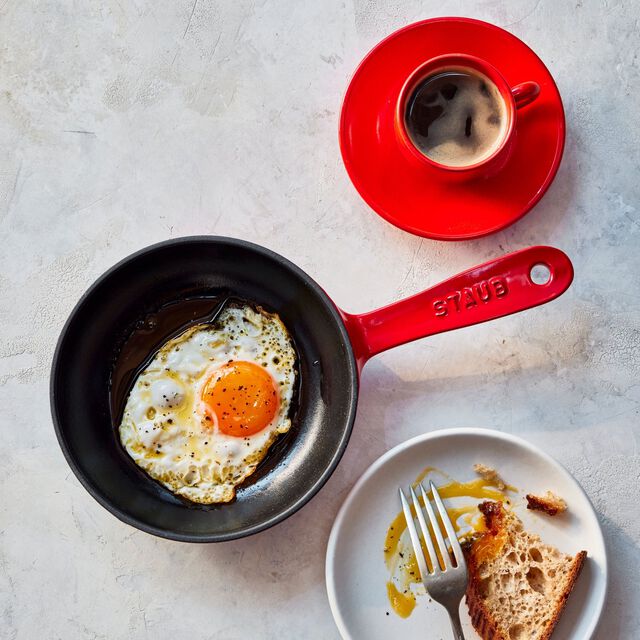 6.5-inch, Petite Frying Pan, Cherry,,large
