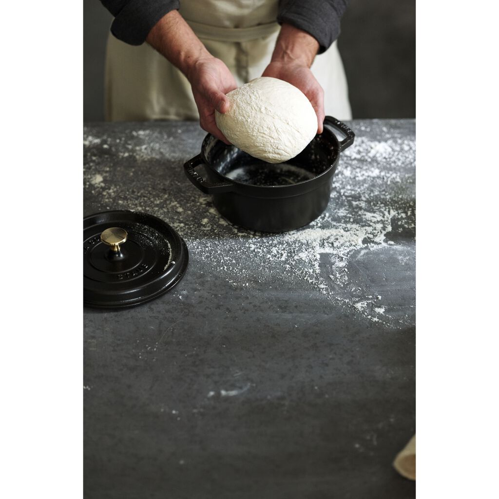 0.75 qt, Round, Dutch Oven, Matte Black,,large