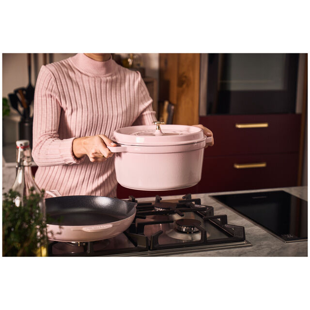 5.5 qt, Round, Dutch Oven, Peony Pink,,large