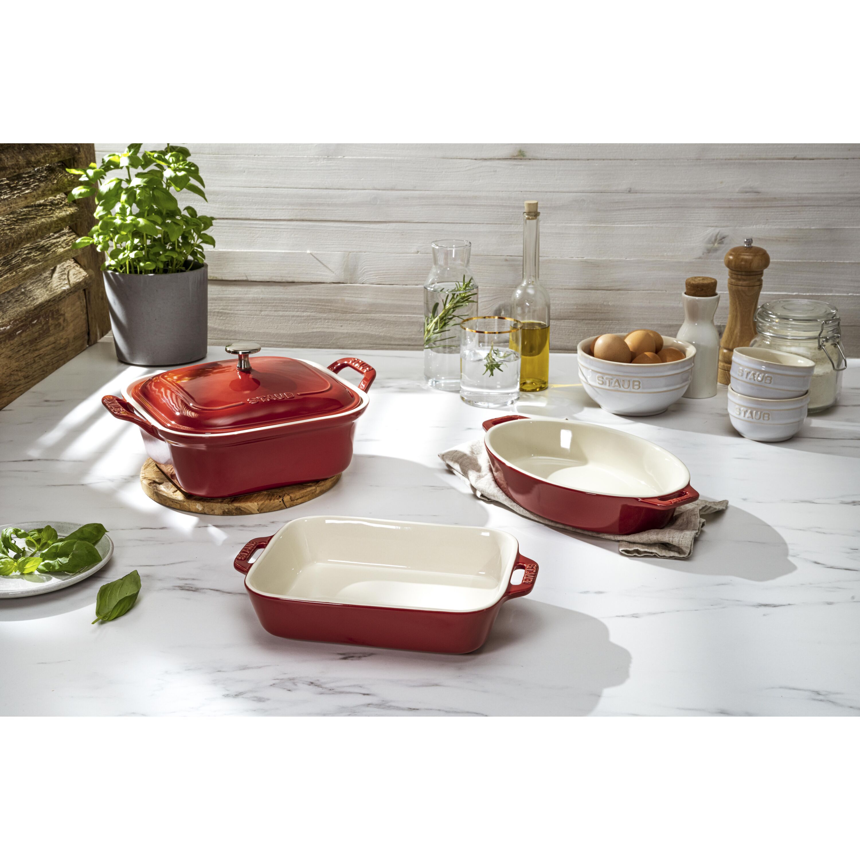 Stoneware 4-pc, Mixed Baking Dish Set, Cherry | STAUB