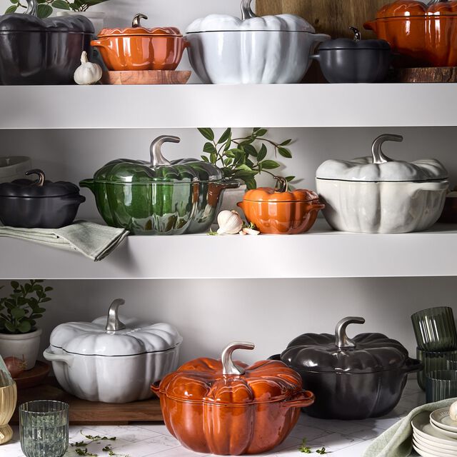 0.75 qt, Pumpkin, Petite Dutch Oven, Matte Black