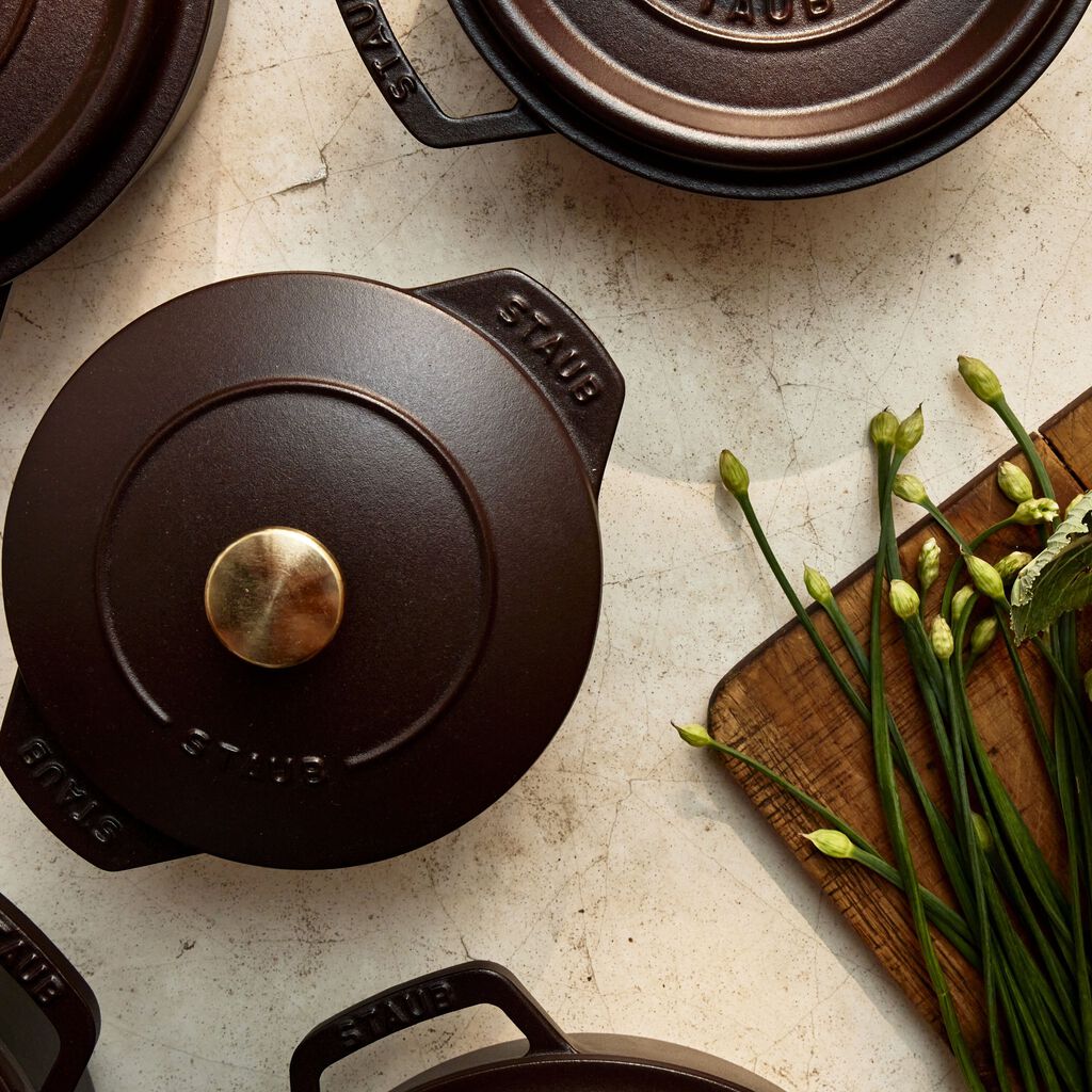 1.5 qt, Petite French Oven, Matte Espresso,,large