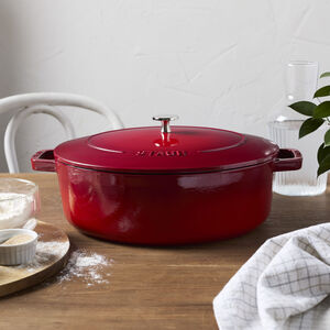 6 qt, Wide Oval French Oven, Cherry