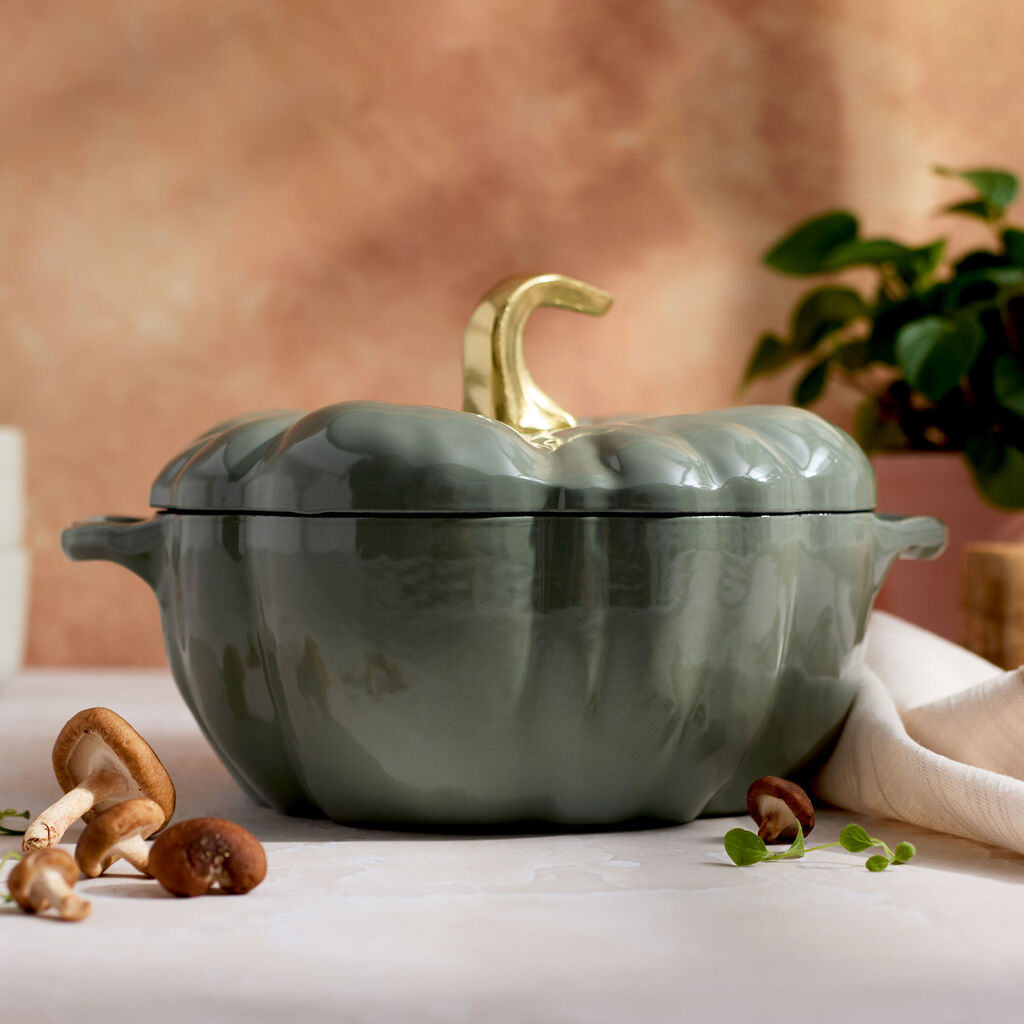 3.5 qt, Pumpkin, Dutch Oven With Gold Stem, Eucalyptus,,large