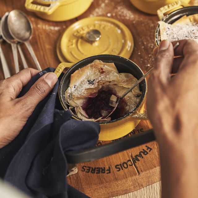 0.25 qt, Mini Round Dutch Oven, Citron,,large